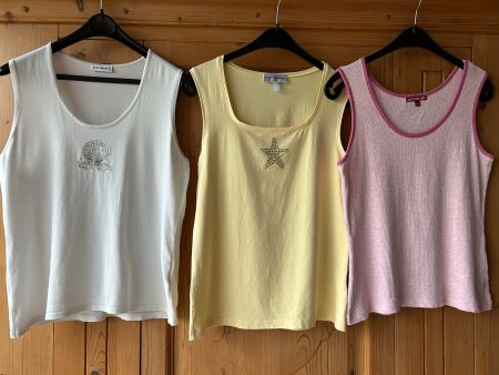 Sommer Set: 3 Tops in verschiedenen Farben - Top Zustand