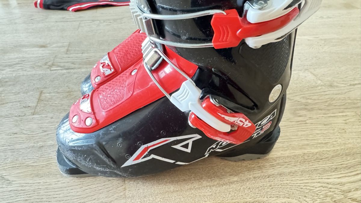 Nordica Scarpe per ragazzi: Kinder Skischuh Nordica T2 Firearrow – Usato da Thun venduto da Topmat 1