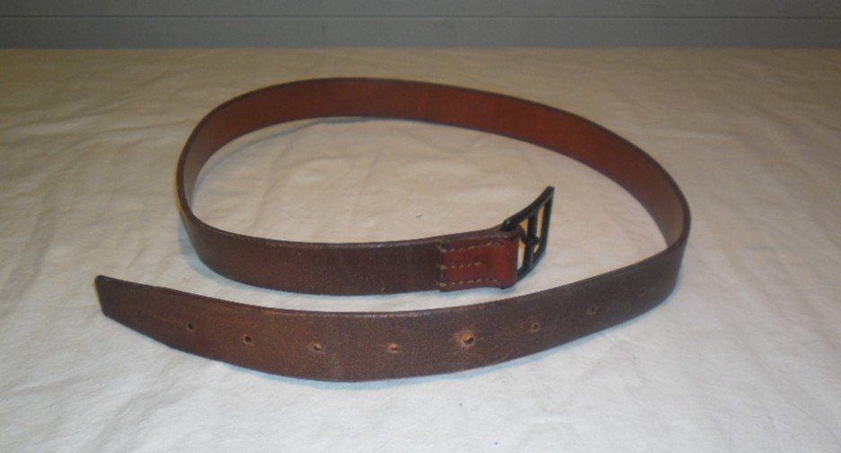 Schweizer Armee Gürtel: Ceinturon 120 cm , 1971 – Gebraucht aus Büren SO von omsa