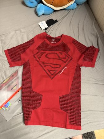 YoungLA - Superman red