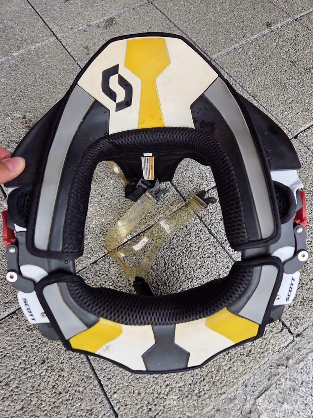 Protezioni & Imbottiture: SCOTT Neck Brace Grösse S – Usato da Reichenburg venduto da gin15