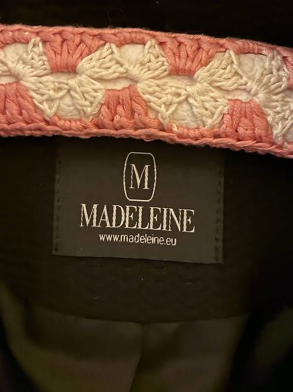 Giacche: Eleganter schwarzer Blazer von MADELEINE – Usato da St. Gallen venduto da Sirii9000 1
