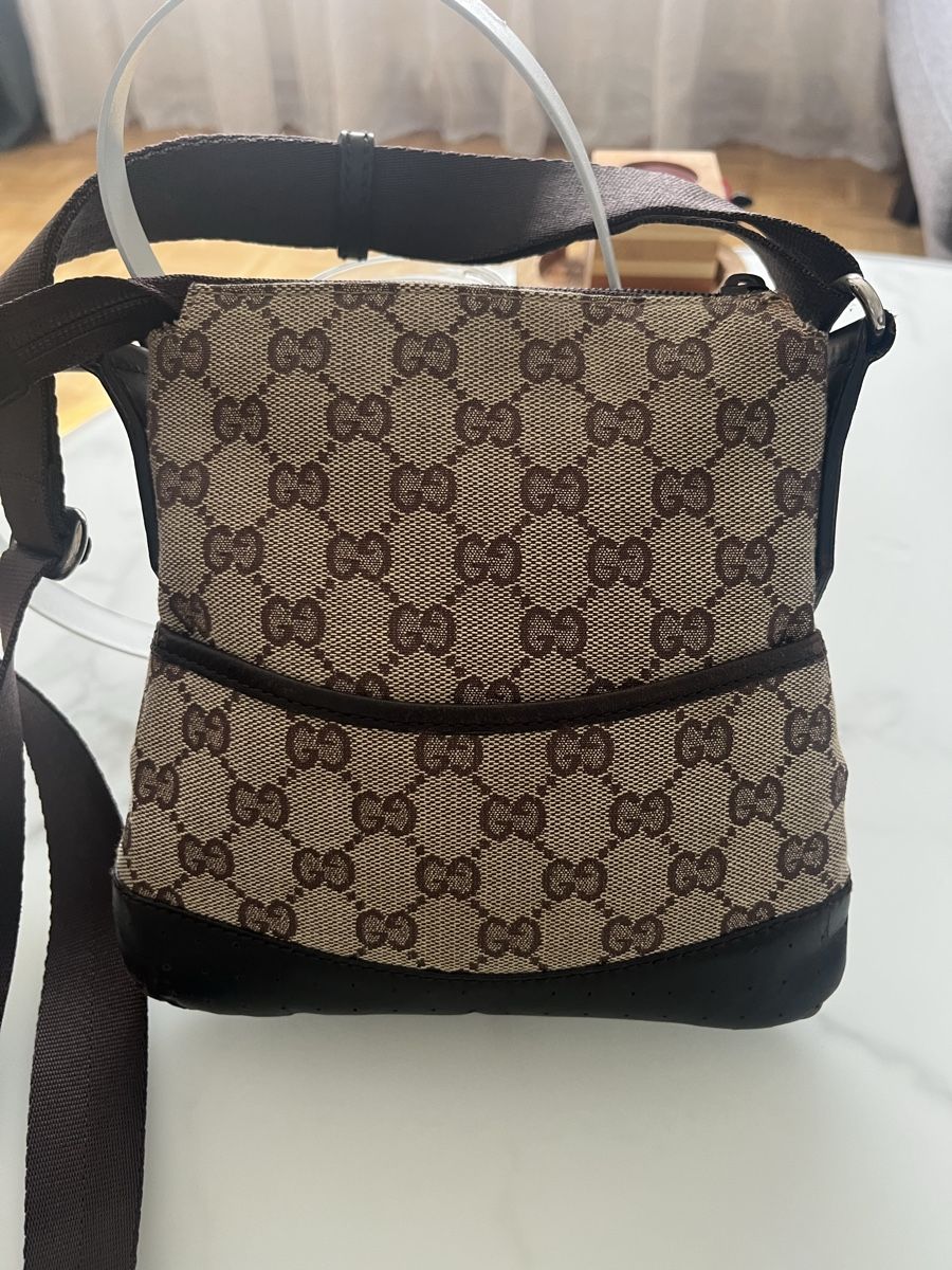 Gucci Sacs femmes: Gucci  – D'occasion à Brugg AG par Ljubinka0410