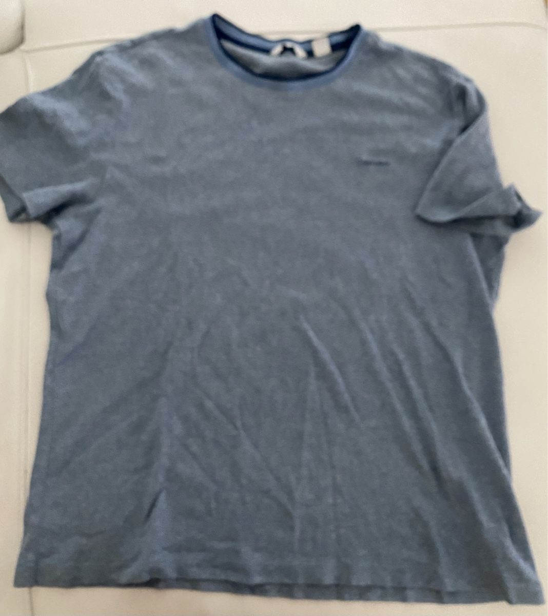 Calvin Klein T-shirts: Calvin Klein Tshirt – D'occasion à Opfikon par Luis144 5