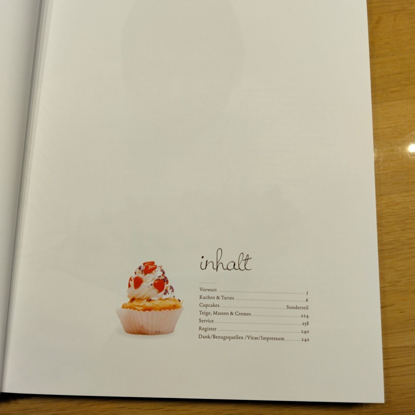 Libri: Kuche, Tartes & Cupcakes – Usato da Rorschacherberg venduto da Voegeli92 2