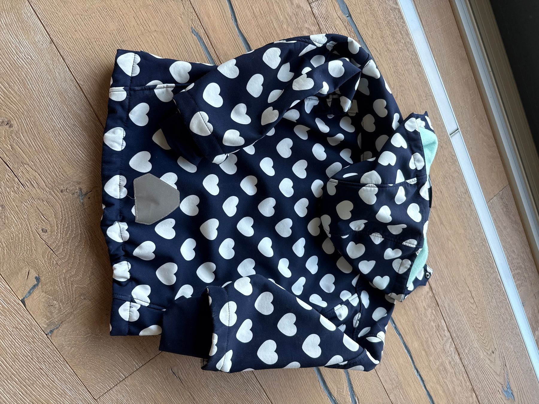 H&M Jacken & Mäntel: H&M Softshelljacke Gr. 122 – Gebraucht aus Himmelried von Dievole 1
