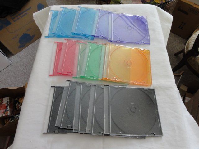 CD: 16 flache CD Hüllen – Usato da Aarau venduto da mahort