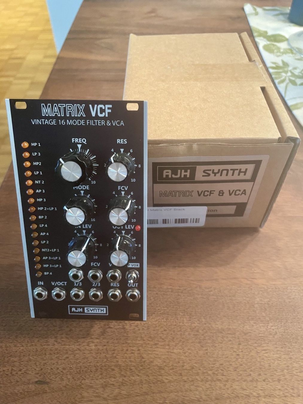 Strumenti musicali: AJH Matrix VCF Black – Usato da Niederglatt ZH venduto da Bluevortex 1