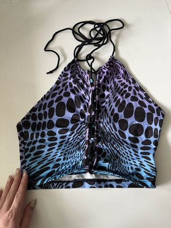 Sommerliches Neckholder Top, Gr. M, Lila-Blau, neuwertig