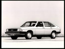 Fotografie Auto Audi 100 5E Fliessheck, 