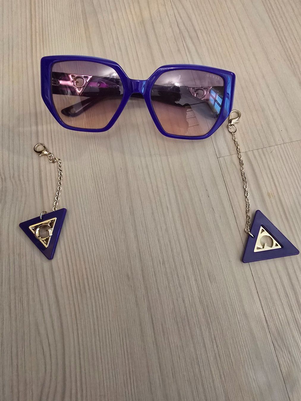 Guess Occhiali & Lenti: Sonnenbrille – Nuovo (secondo la descrizione) da Gutenswil venduto da evita.64 3