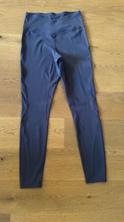 TCHIBO Damen Sport Performance Leggings in Schwarz Gr. S
