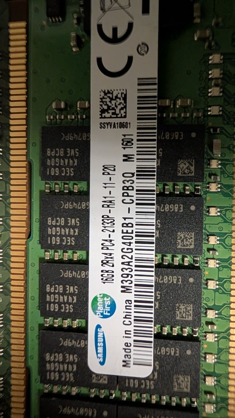 Hewlett Packard Server: 5x Samsung 16GB DDR4 ECC RDIMM PC4-2133P Server RAM 80GB – Usato da Buttikon SZ venduto da Dompressor 3