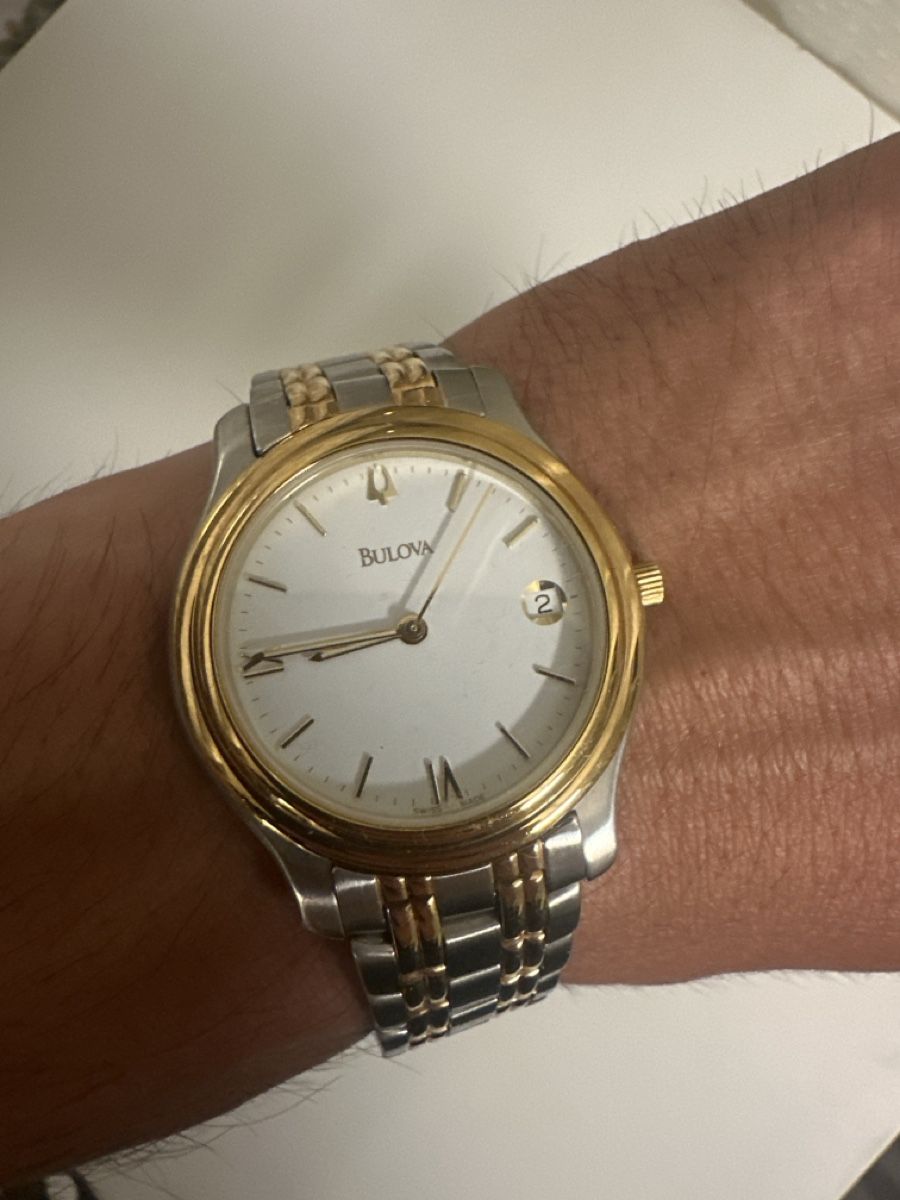 Bulova Orologi: Bulova – Nuovo (secondo la descrizione) da La Tour-de-Peilz venduto da sam_9tqn