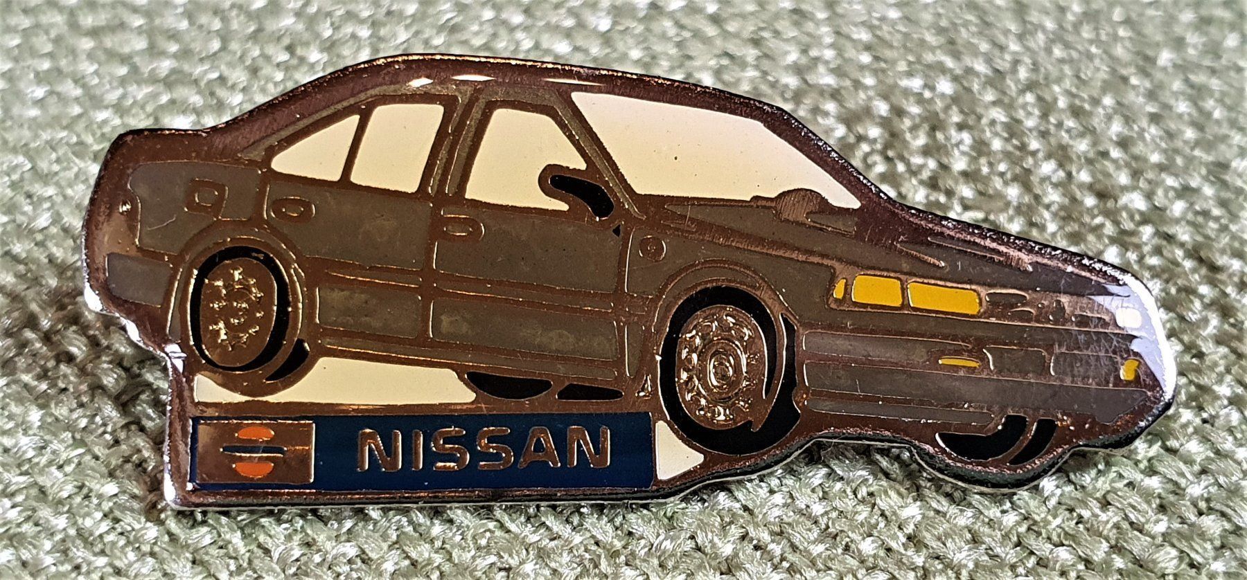 Spille: C454 - Pin Auto Nissan Maxima V6 – Usato da Reinach BL venduto da Boston-Verkauf