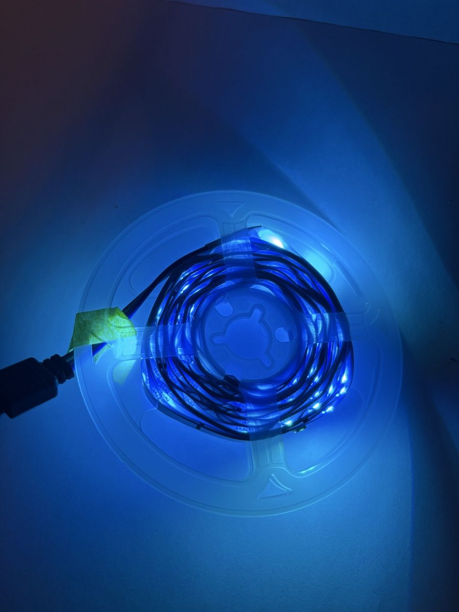 Ghirlande e barre luminose: Bande LED RGB 5m avec télécommande et application – Nuovo (secondo la descrizione) da Cheseaux-Noréaz venduto da therese09 3