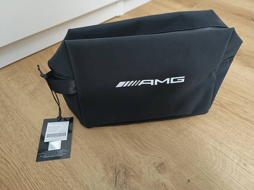 Custodie per cosmetici: AMG Necessaire neu! – Usato da Wilen (Sarnen) venduto da Tgan_sabn