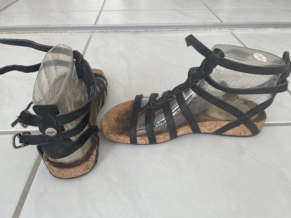 Ugg Scarpe da donna: UGG Sandalen 36 – Usato da Liestal venduto da sonnenbaum 1