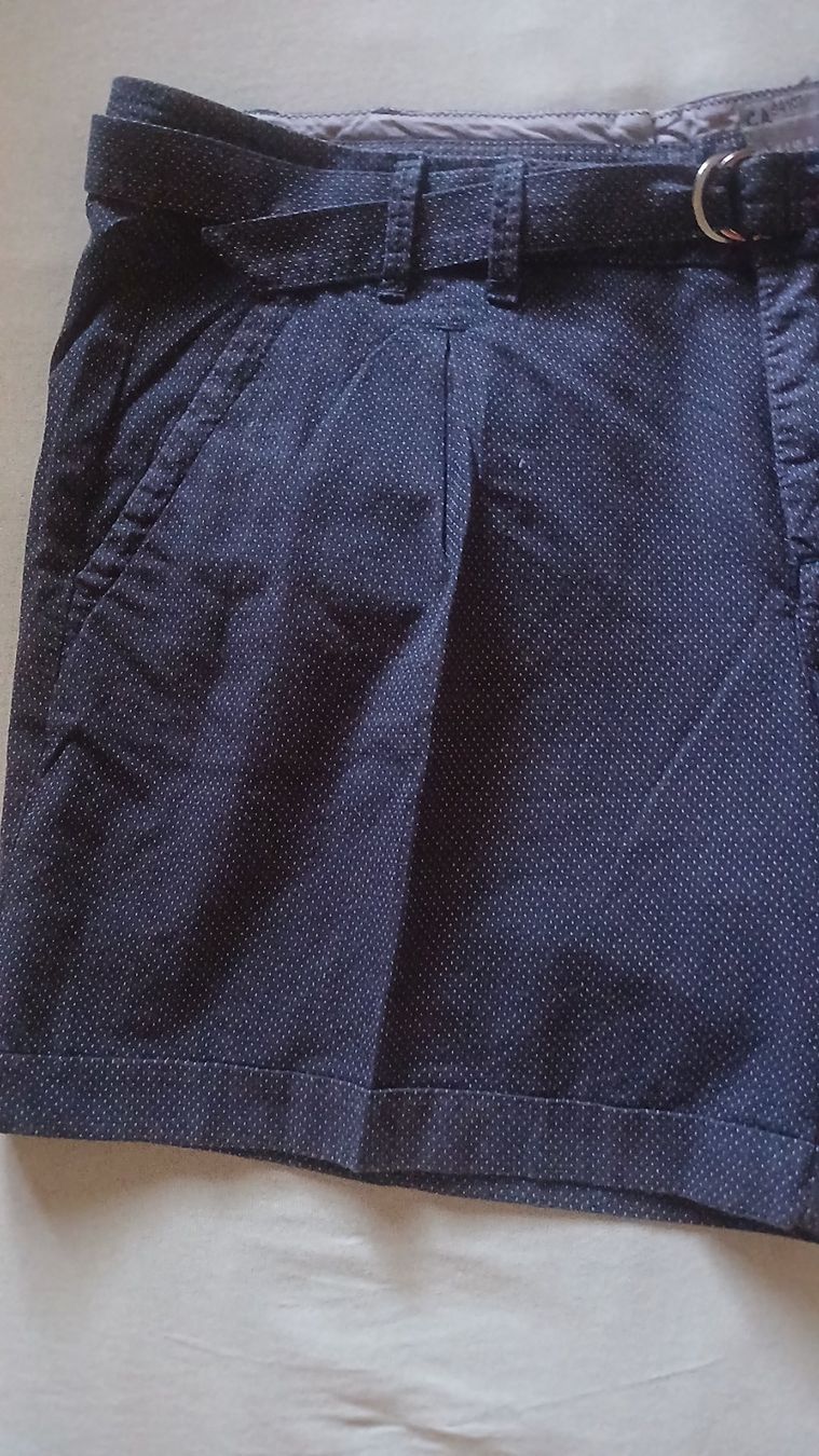 Esprit Hosen: ESPRIT DAMEN SHORT FUNKELBLAU; GRÖSSE EU 42 – Gebraucht aus Villa Luganese von luxlady 2