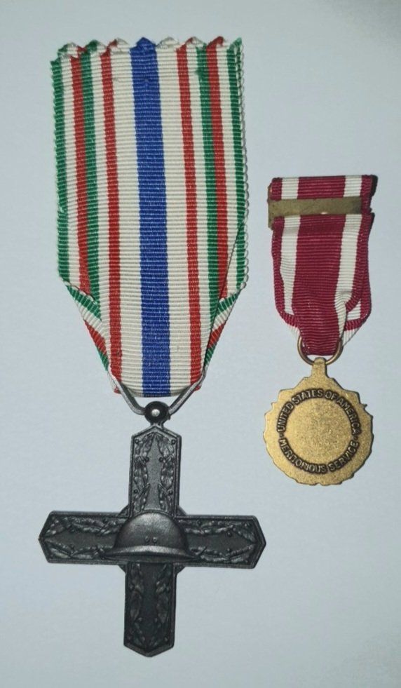 Medaillen: Croce Vittorio Veneto WW1 e Meritorious Service Medal – Gebraucht aus Pregassona von eld_st6b 1