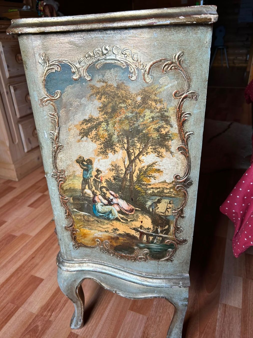 Commodes: Commode galbée, style Louis XV vénitien - décor peint – D'occasion à Savièse par seb_5fv2 3