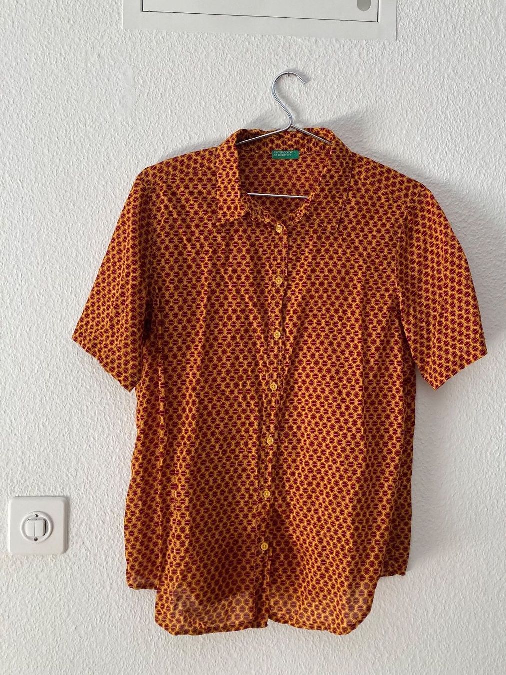 Benetton Camicette: Bluse kurzarm Rot-Orange – Usato da Zürich venduto da julia_le