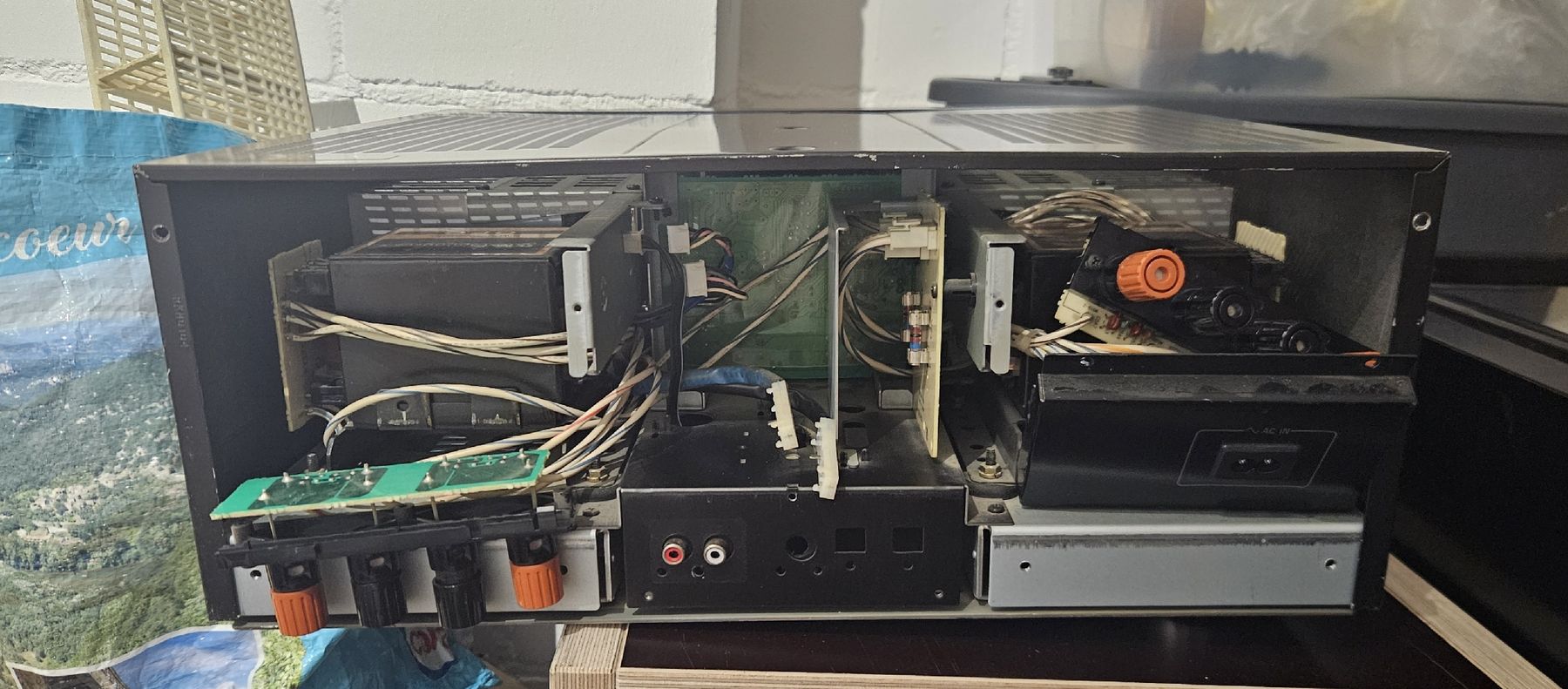 Technics Amplificatori: TECHNICS SU-V900  – Difettoso da Möhlin venduto da marten74 2