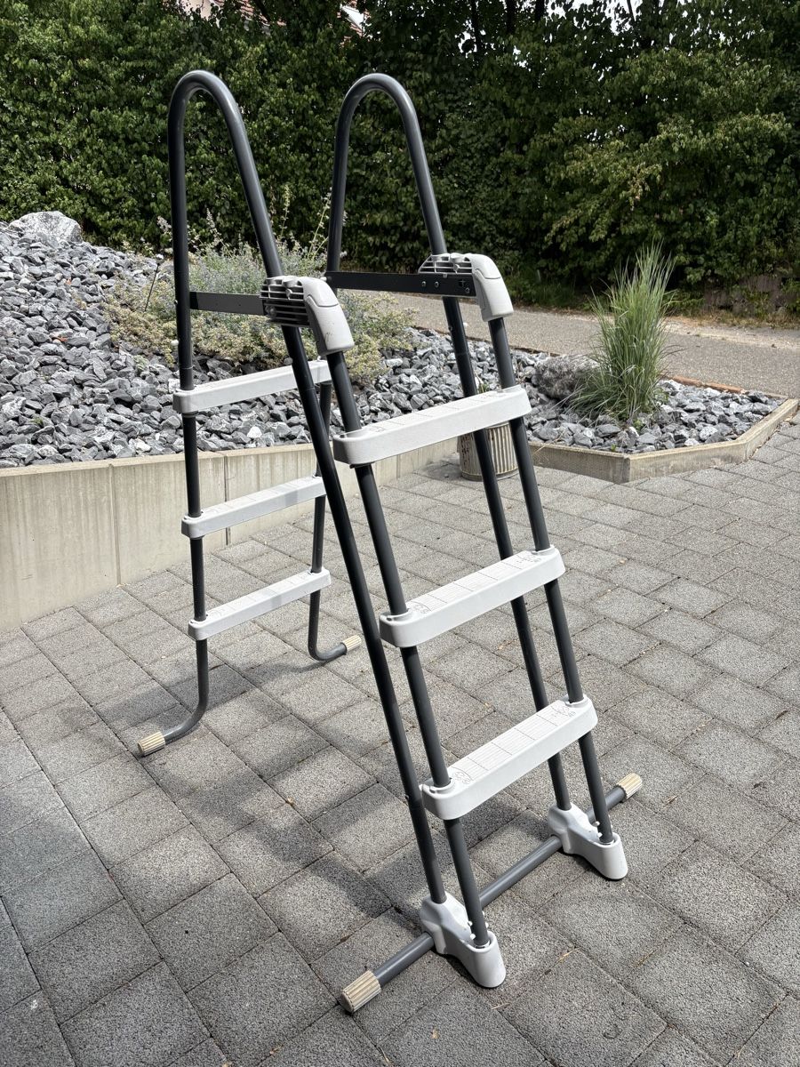 Scale: Leiter für Swimming Pool – Usato da Oeschgen venduto da Michaelhuber020