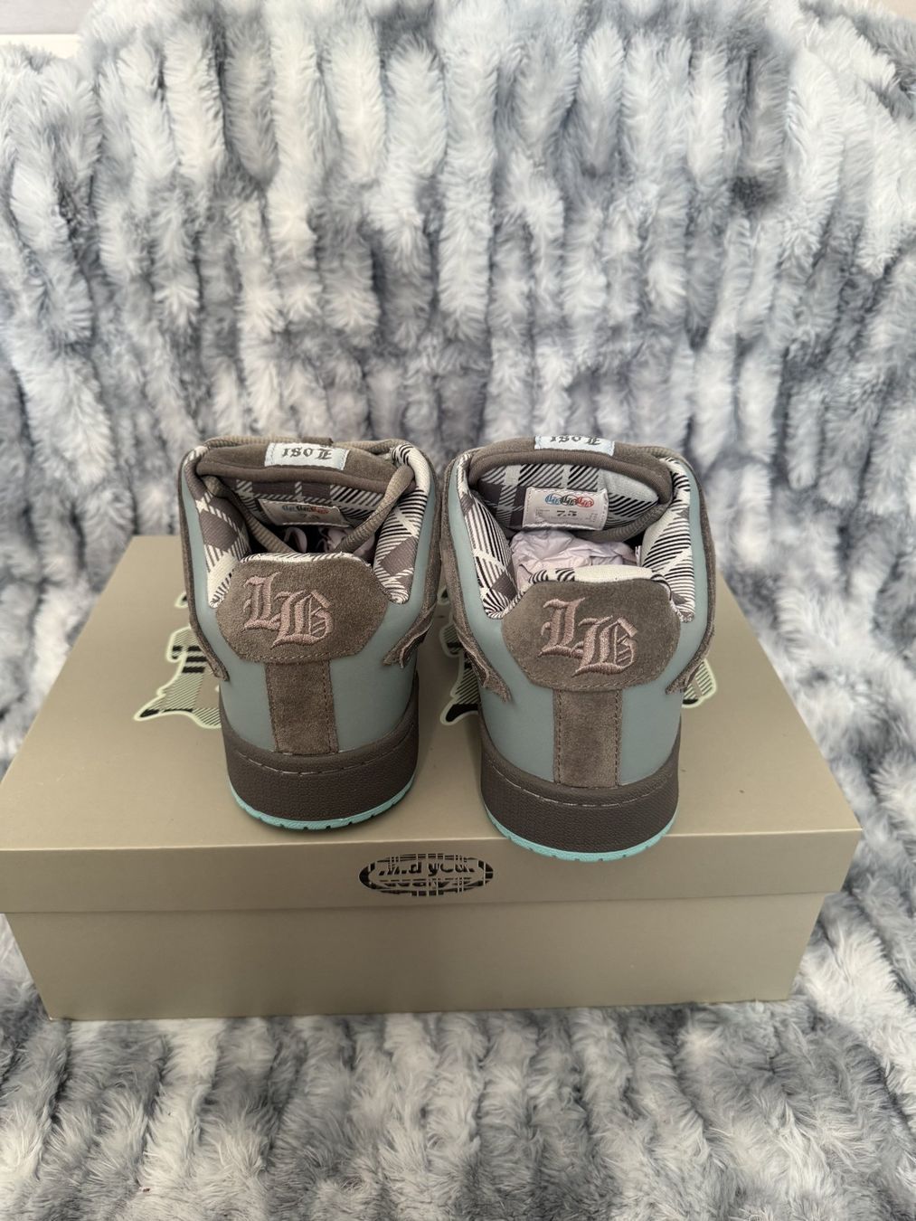 Scarpe da donna: Lostboys Archives Grey Tiffy's US 7.5 W – Nuovo e nell'imballaggio originale da Kilchberg ZH venduto da Centipaide 4