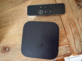 Apple TV 4K mit Fernbedienung guter Zustand