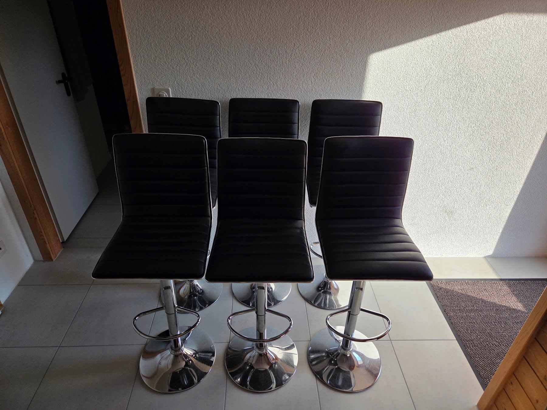Hocker: 6 Barhocker – Gebraucht aus Krattigen von Technodrom
