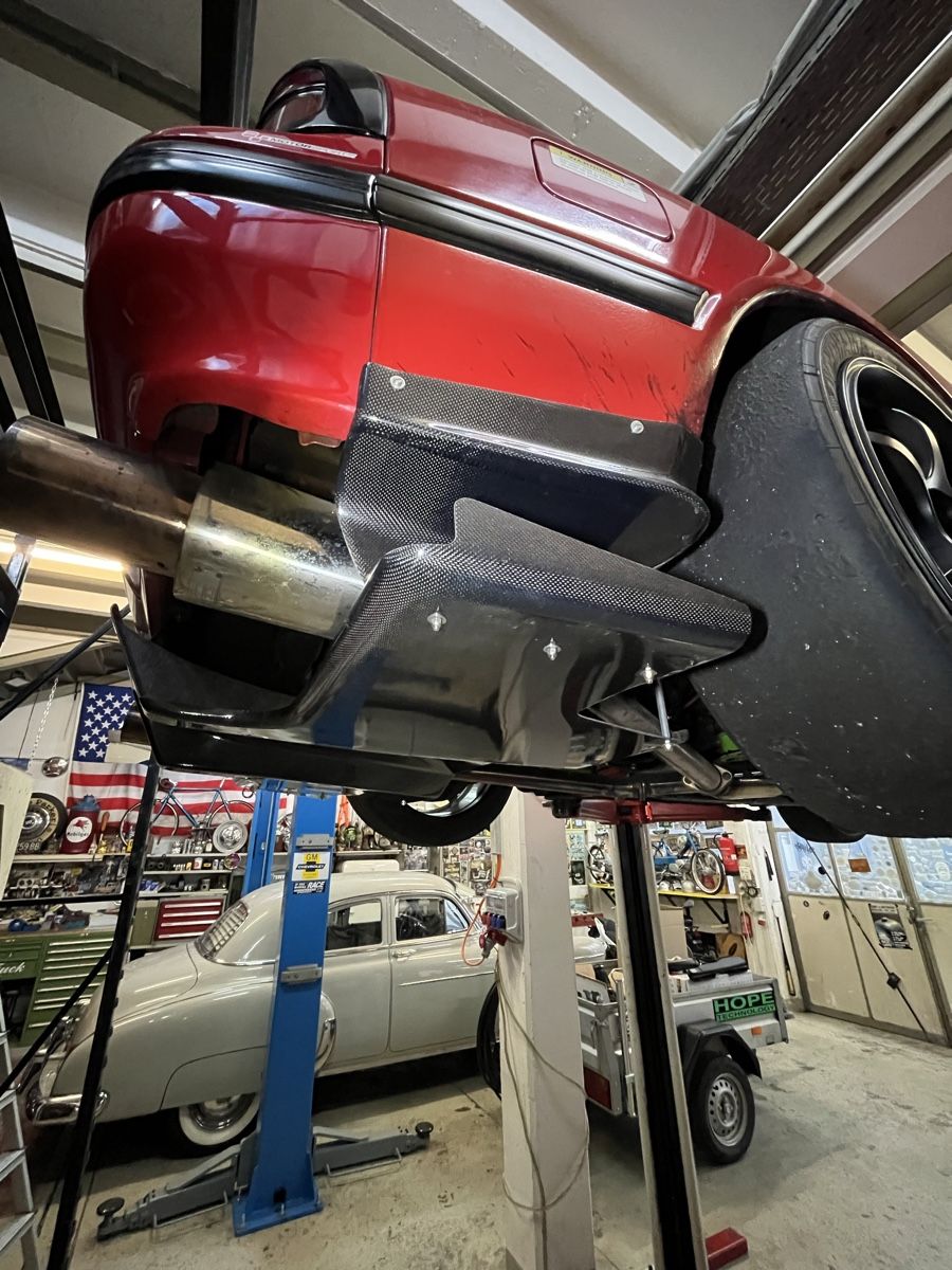 Diffusori di oli essenziali: Mazda RX7 FC3S Diffusor Carbon – Usato da Uster venduto da abrog