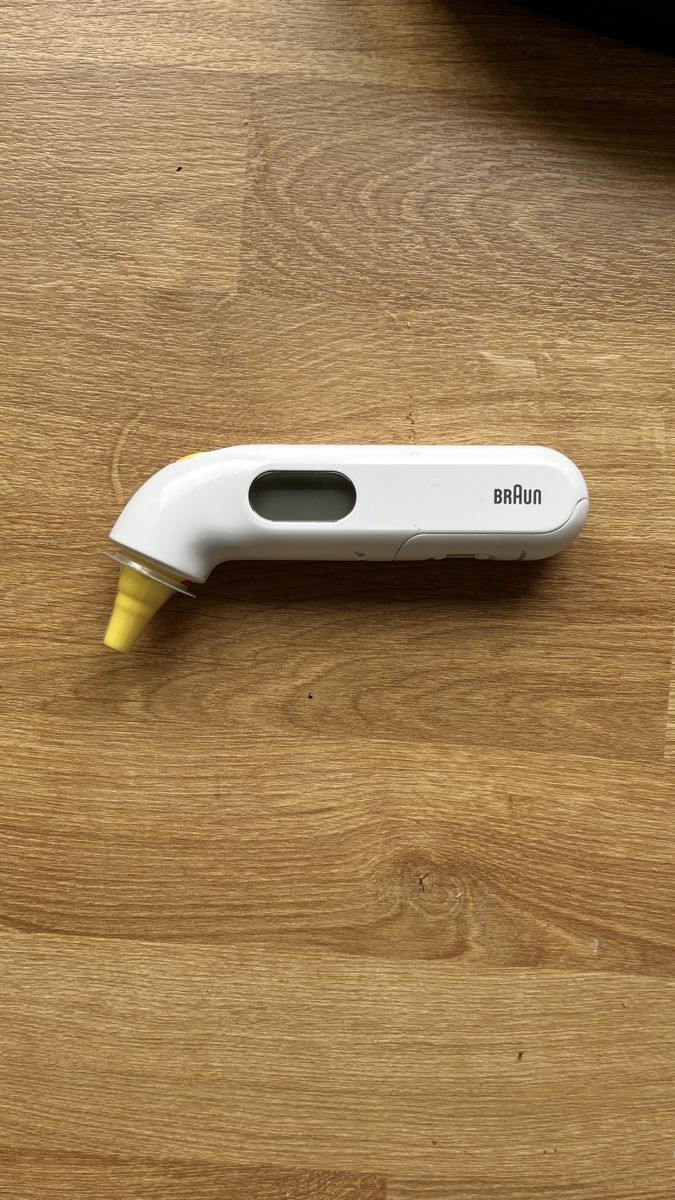 Braun Sonstiges für Haushalt & Wohnen: Braun ThermoScan Ohrthermometer – Gebraucht aus Rapperswil SG von Natalia_Ruzhyna