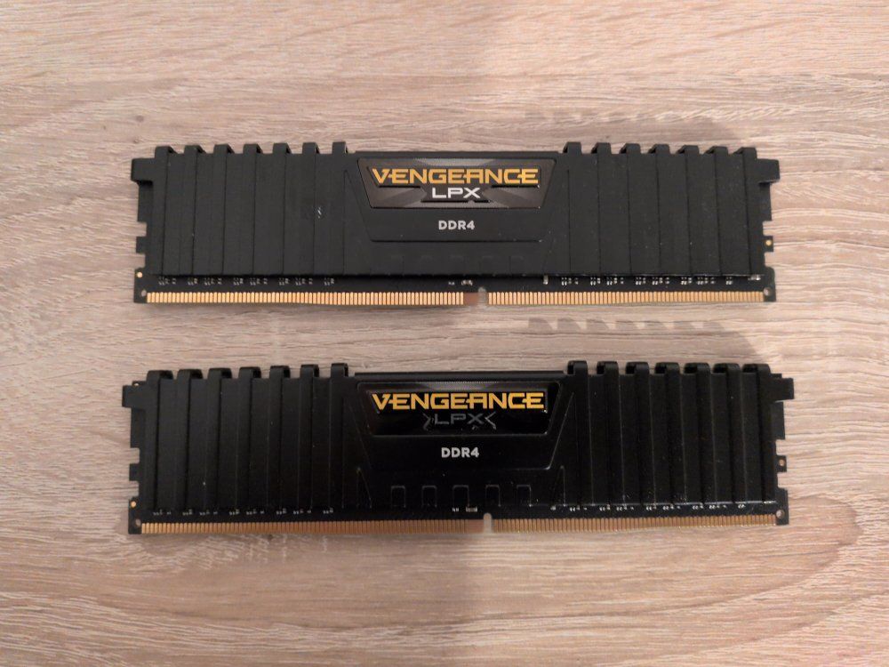 Corsair PCs: RAM - Corsair, Vengeance LPX – Gebraucht aus Bôle von Innea