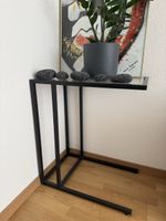 Eleganter C-Beistelltisch / Laptoptisch mit Glasplatte