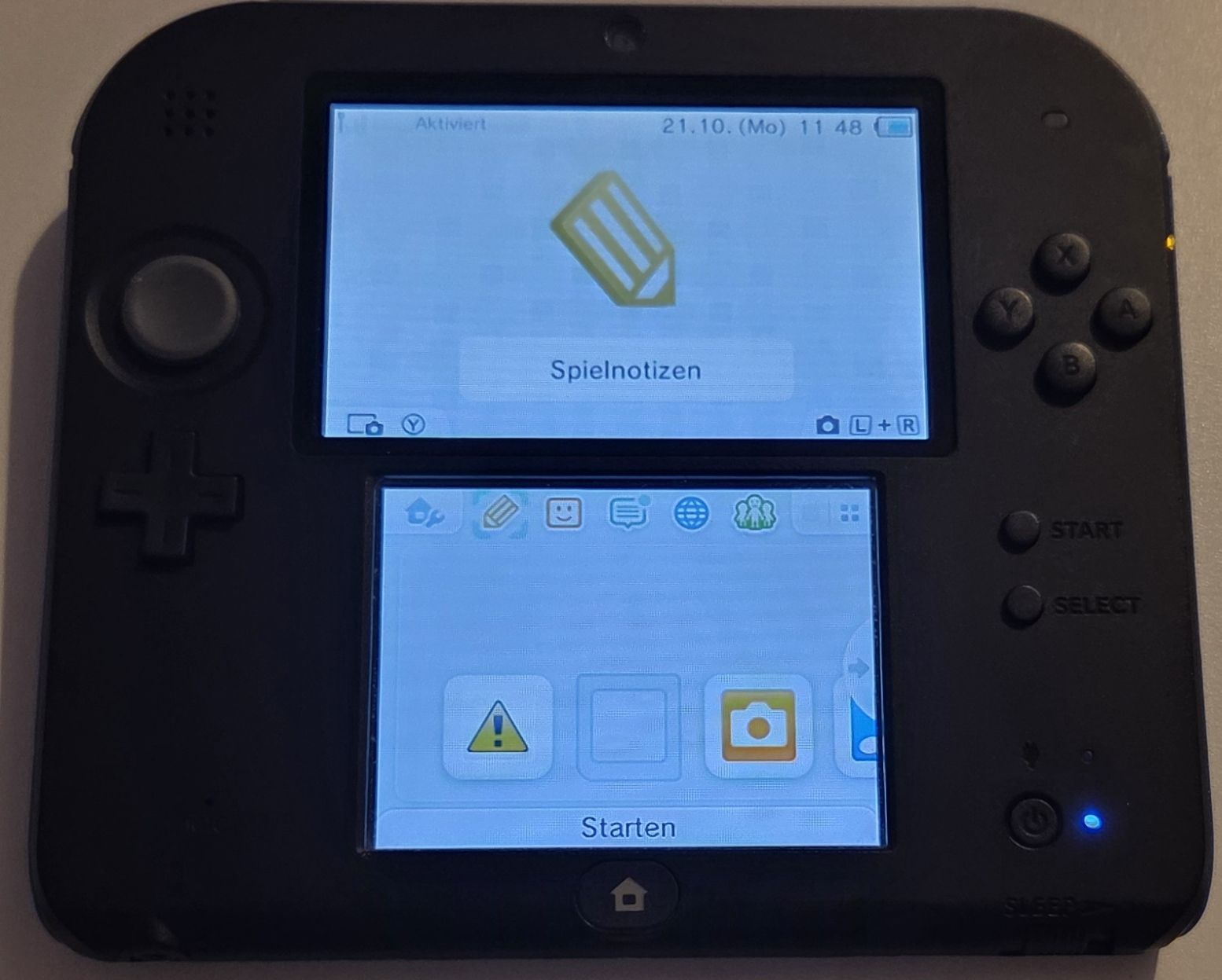 Nintendo Console: Nintendo 2DS Konsole + 5 Spiele + Ladegerät – Usato da Huttwil venduto da ser_gn9l