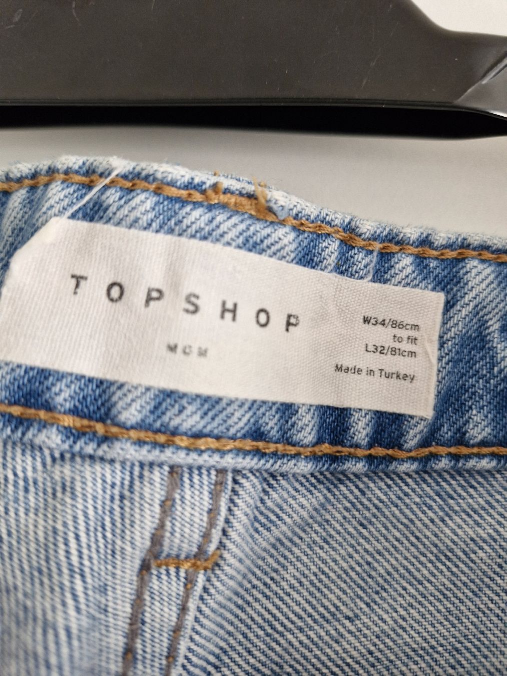 Topshop Jeans: Topshop Mom Jeans – Usato da Breitenbach venduto da sabrinaa95 1