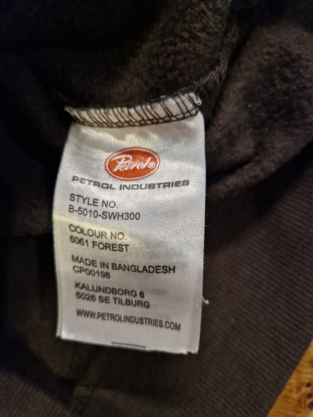 Maglioni & Felpe: Kaputzenpullover Gr. 116 NEU Petrol Indust. – Nuovo (secondo la descrizione) da Davos-Dorf venduto da Bpelikan 2