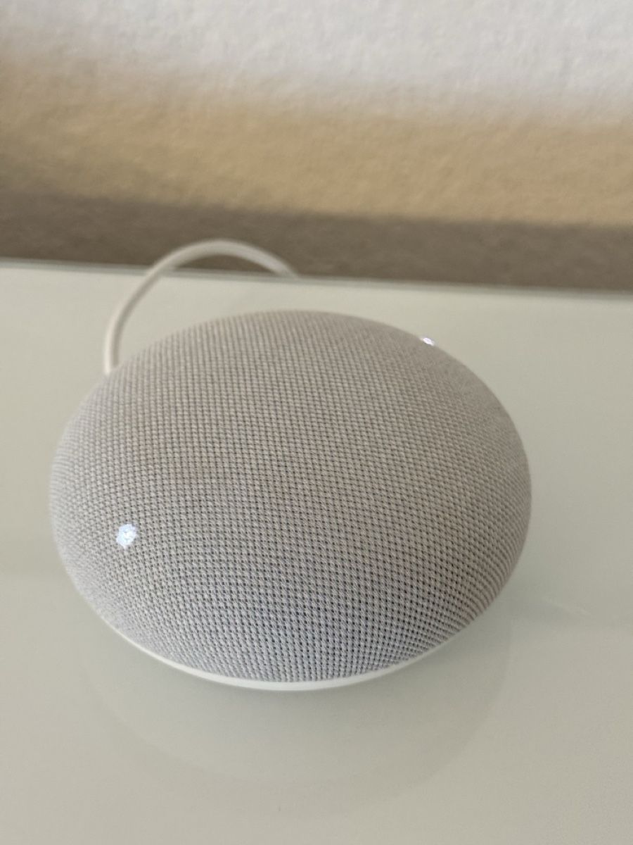 Google Haut-parleurs: Google Nest Mini Lautsprecher hellgrau – D'occasion à Neftenbach par rg3_