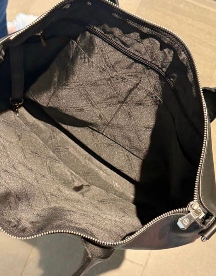 Longchamp Borse: Schwarze Leder Handtasche Damen Longchamp – Nuovo e nell'imballaggio originale da Wetzikon ZH venduto da Linda5 1