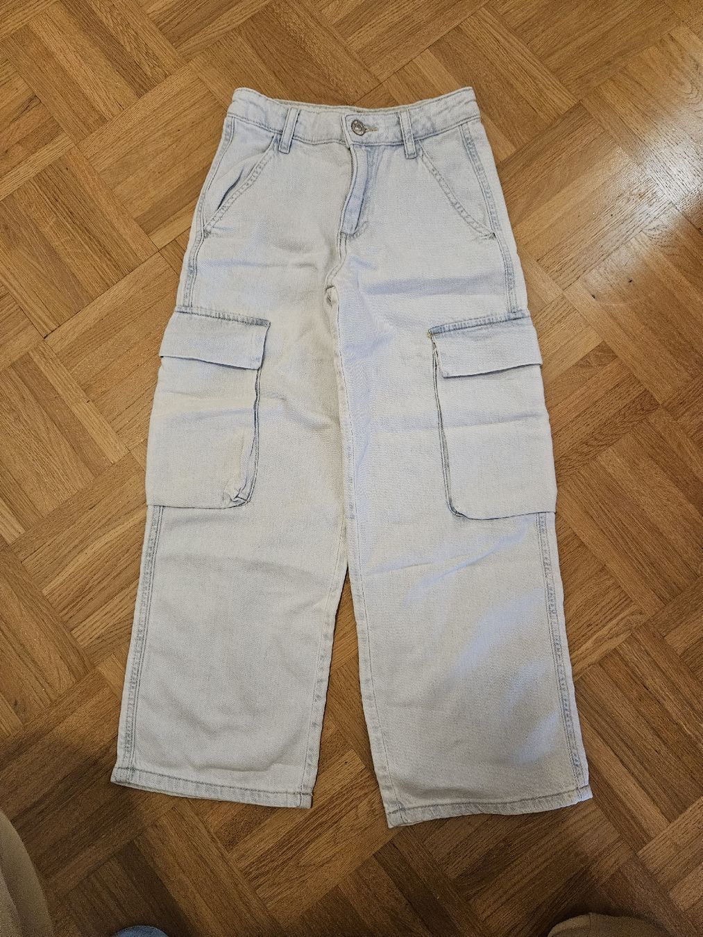 Zara Pantaloni: 2 zara hose 8 jahren – Usato da Basel venduto da fragolina08 2