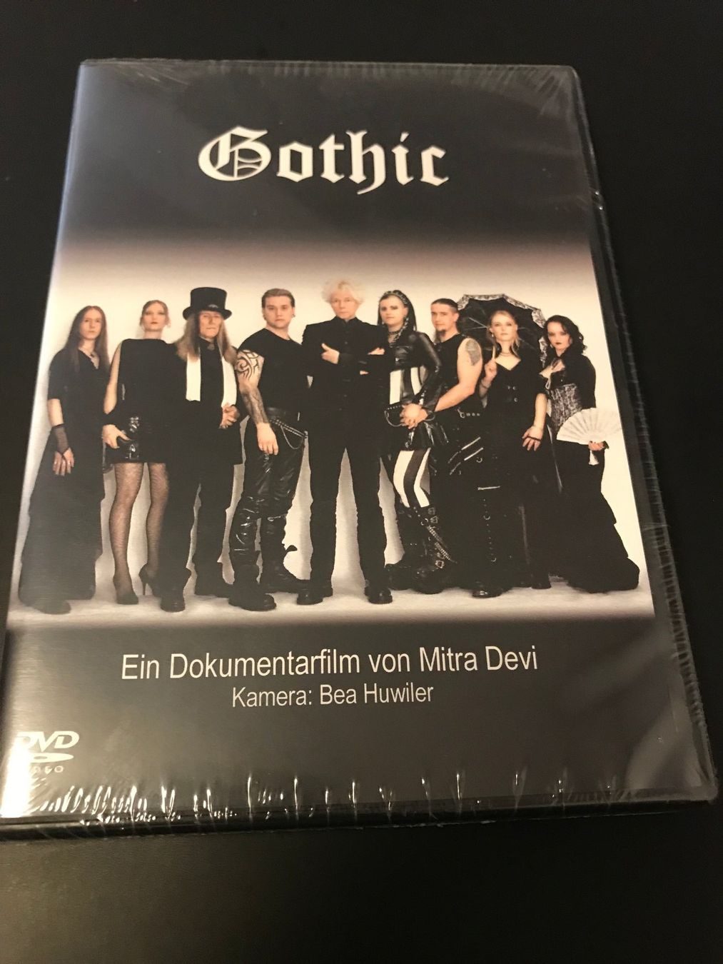 Tous les DVDs: Gothic - Ein Dokumentarfilm von Mitra Devi – D'occasion à Freudwil par Feenland2010