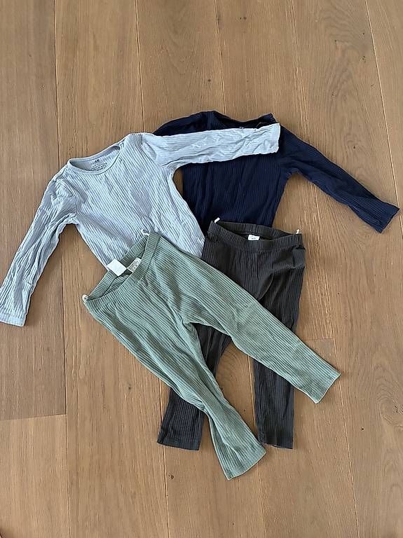 Sous-vêtements: Body 98 – D'occasion à Starrkirch-Wil par Mira114