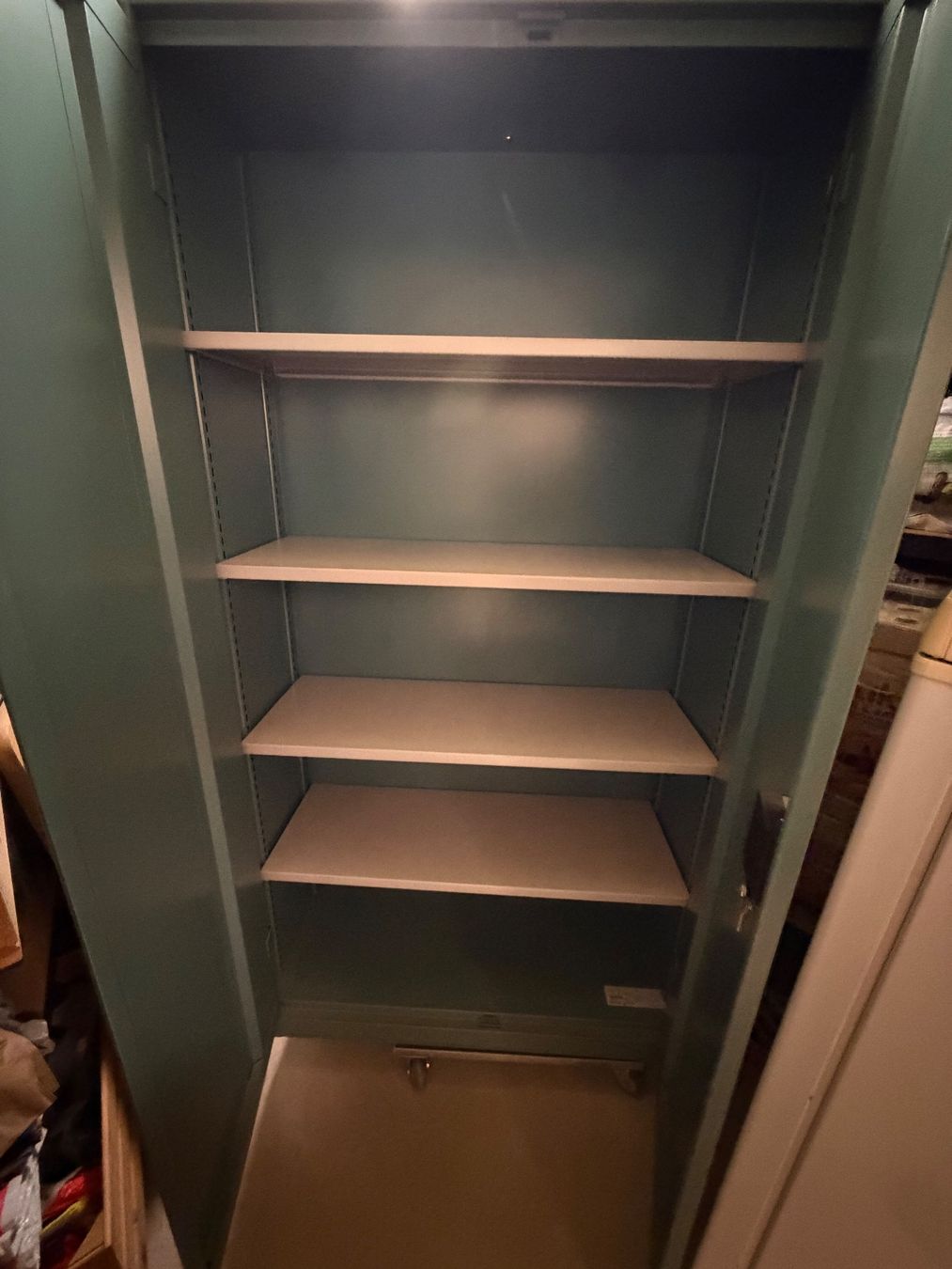 Lista Armadi: Lista Metallschrank 195x100x40 – Usato da Möriken venduto da Mario3.141 1