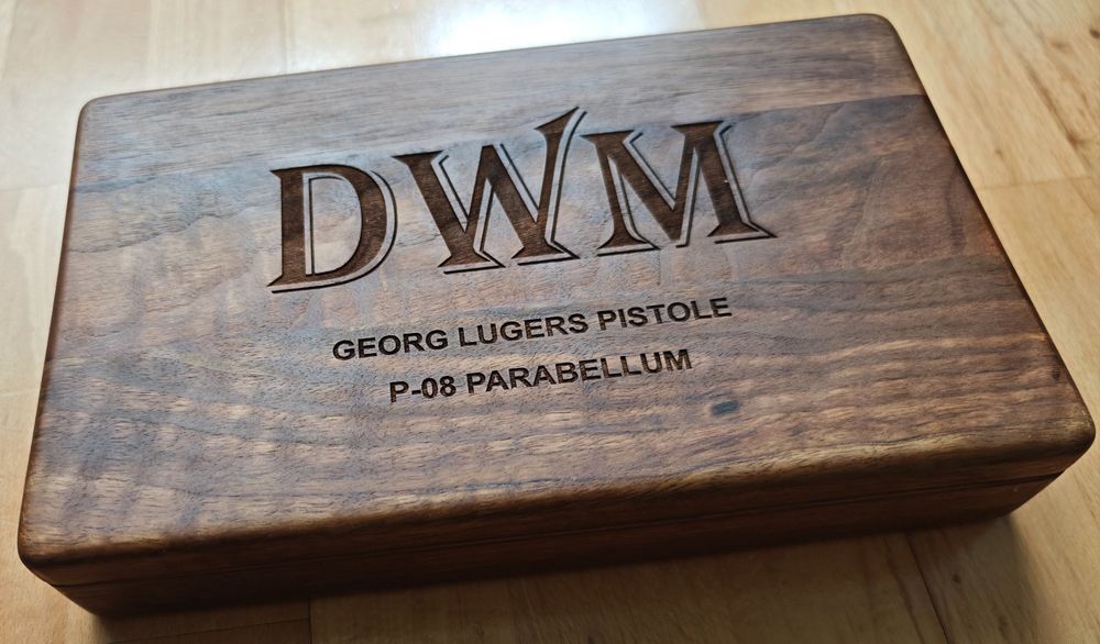 Tiro a segno: Luxus Schatulle Holz für Pistole Luger Parabellum 08! Neu! – Nuovo (secondo la descrizione) da Rüti ZH venduto da Sarah0406 4