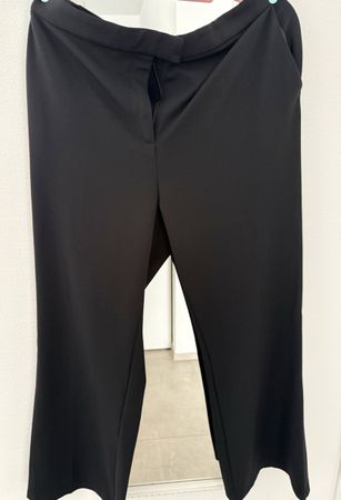 Hose Grösse XL mit Reissverschluss und Taschen 