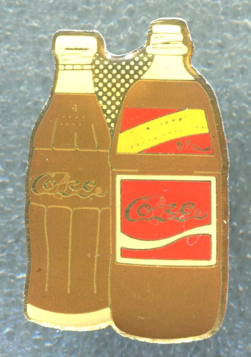 Coca-Cola Plaketten & Abzeichen: Coca Cola  Flaschen – Gebraucht aus Winterthur von Sammleroase