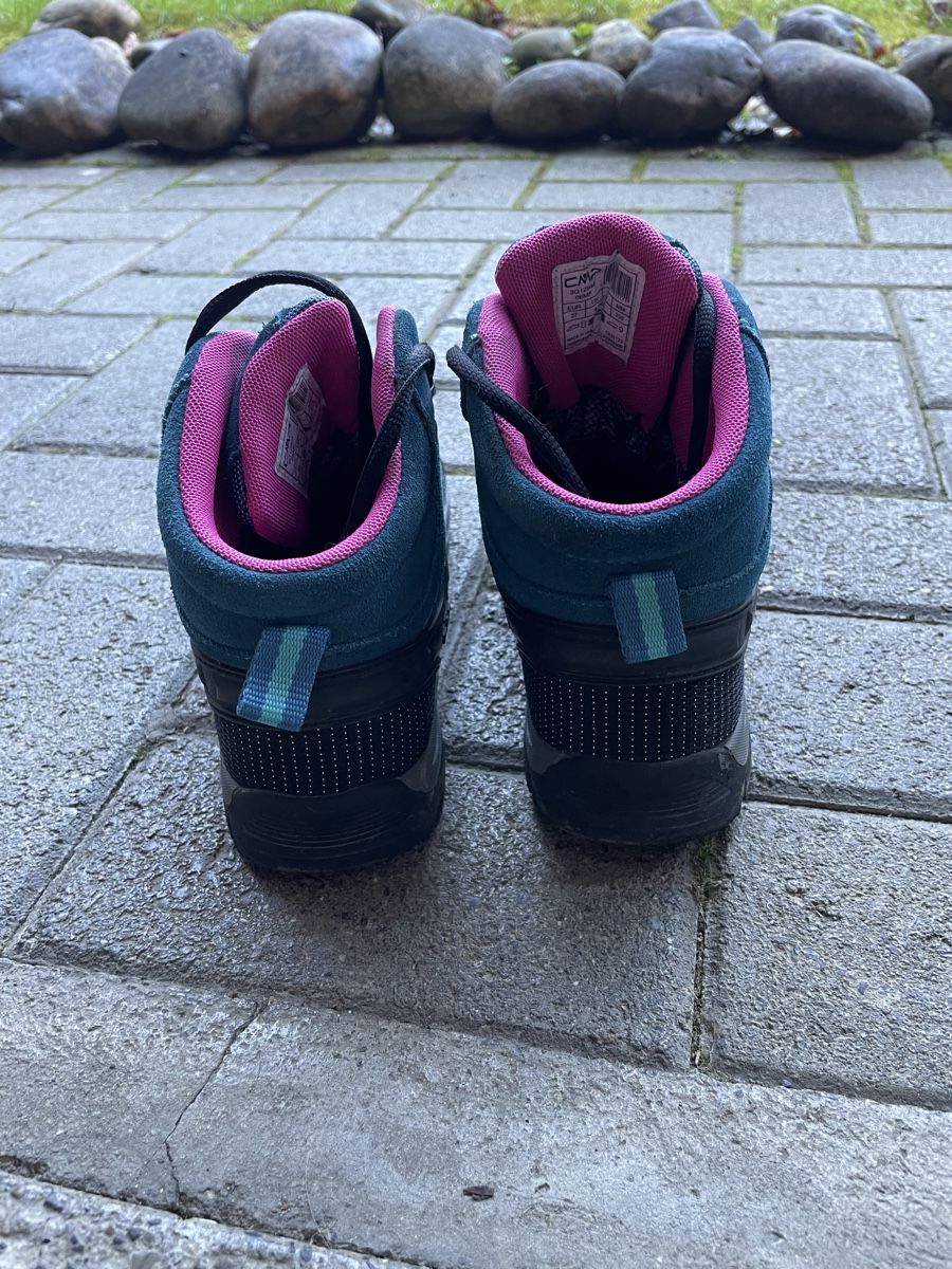 CMP Chaussures filles: Wanderschuhe / Trekkingschuhe CMP Gr. 37 – D'occasion à Kölliken par Michi180 2