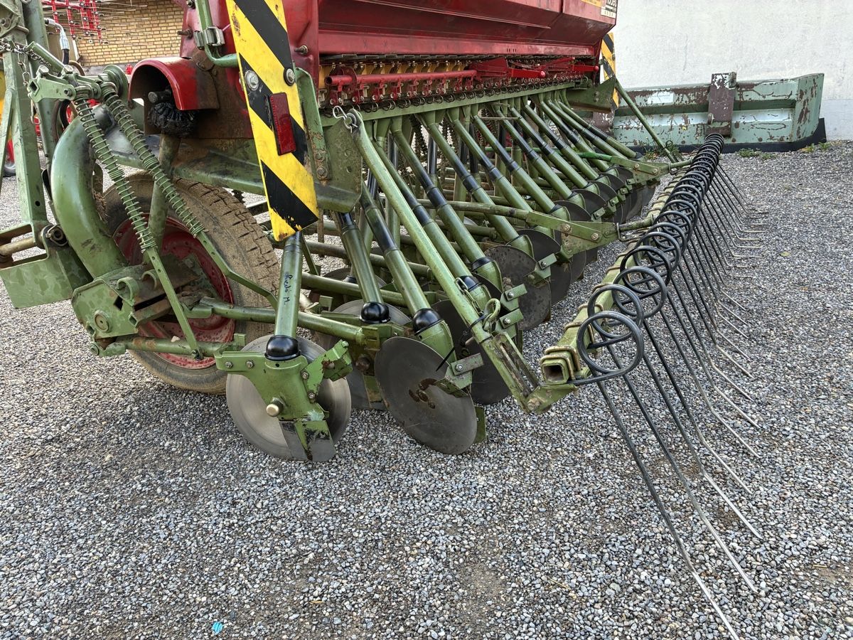 Nodet Alle Maschinen: Nodet 3m Scheibenschar Sämaschine – Gebraucht aus Ueberstorf von Hornbeam 3