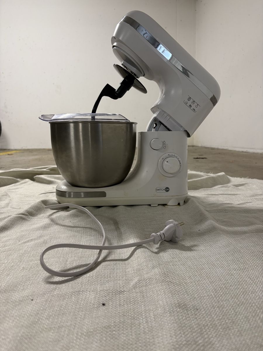 Küchengeräte: SwitchOn Küchenmaschine – Gebraucht aus Lichtensteig von lau_2999 1